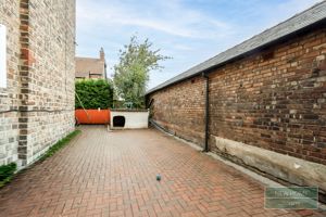 Photo 15- click for photo gallery